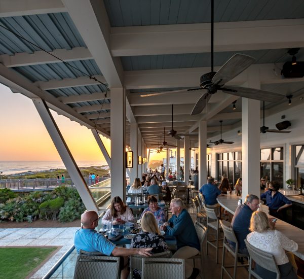 outdoor dining overlooking the gulf at watercolor inn